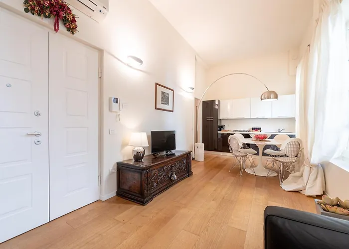 Chic Elegance At Borgo Tommasini Apartmán *