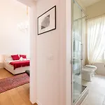 Chic Elegance At Borgo Tommasini بارما