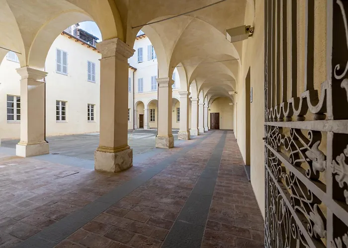 Lejlighed Chic Elegance At Borgo Tommasini Parma